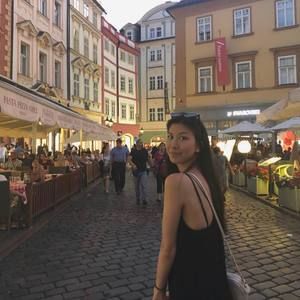 Meet your Posher, Sandy